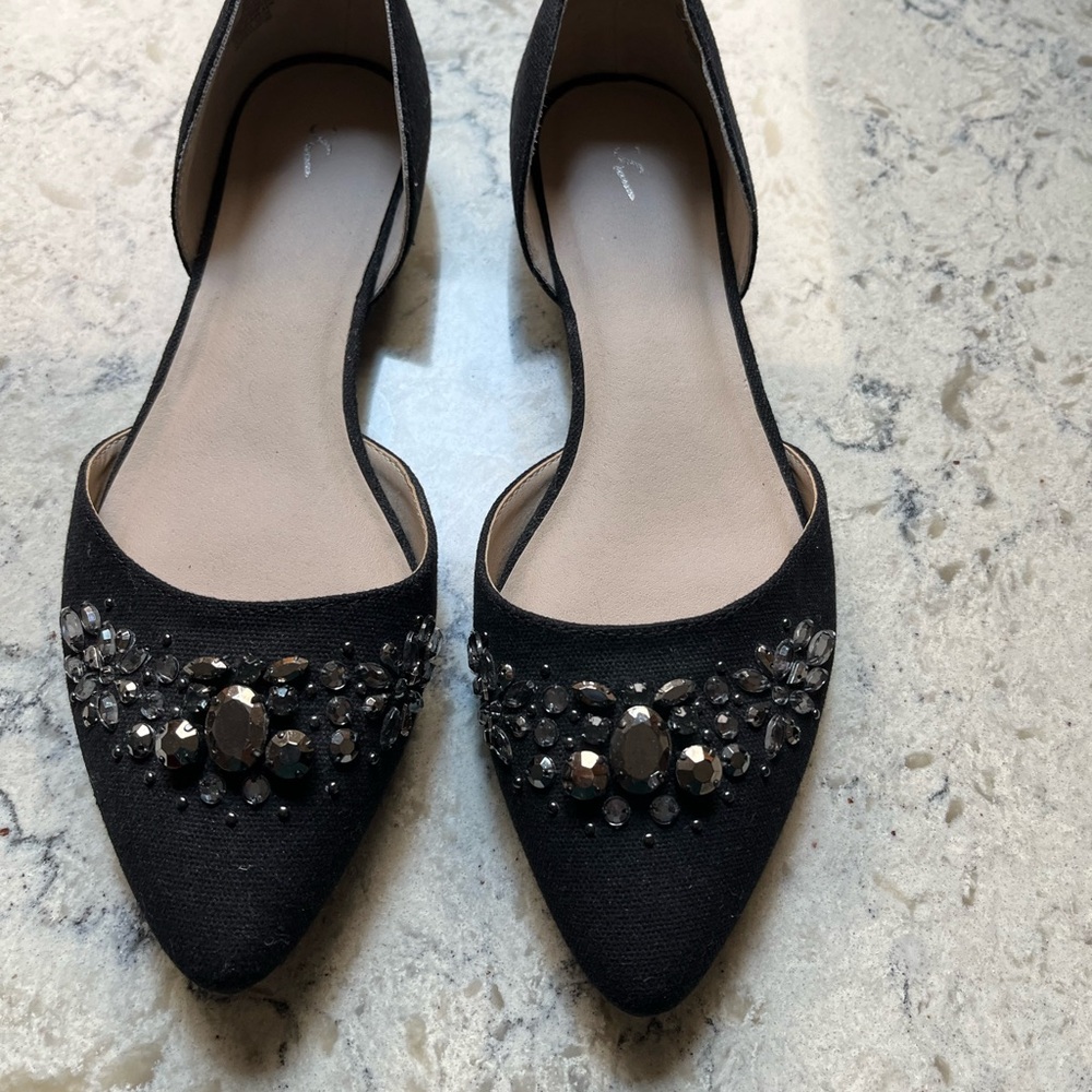 Jeweled flats